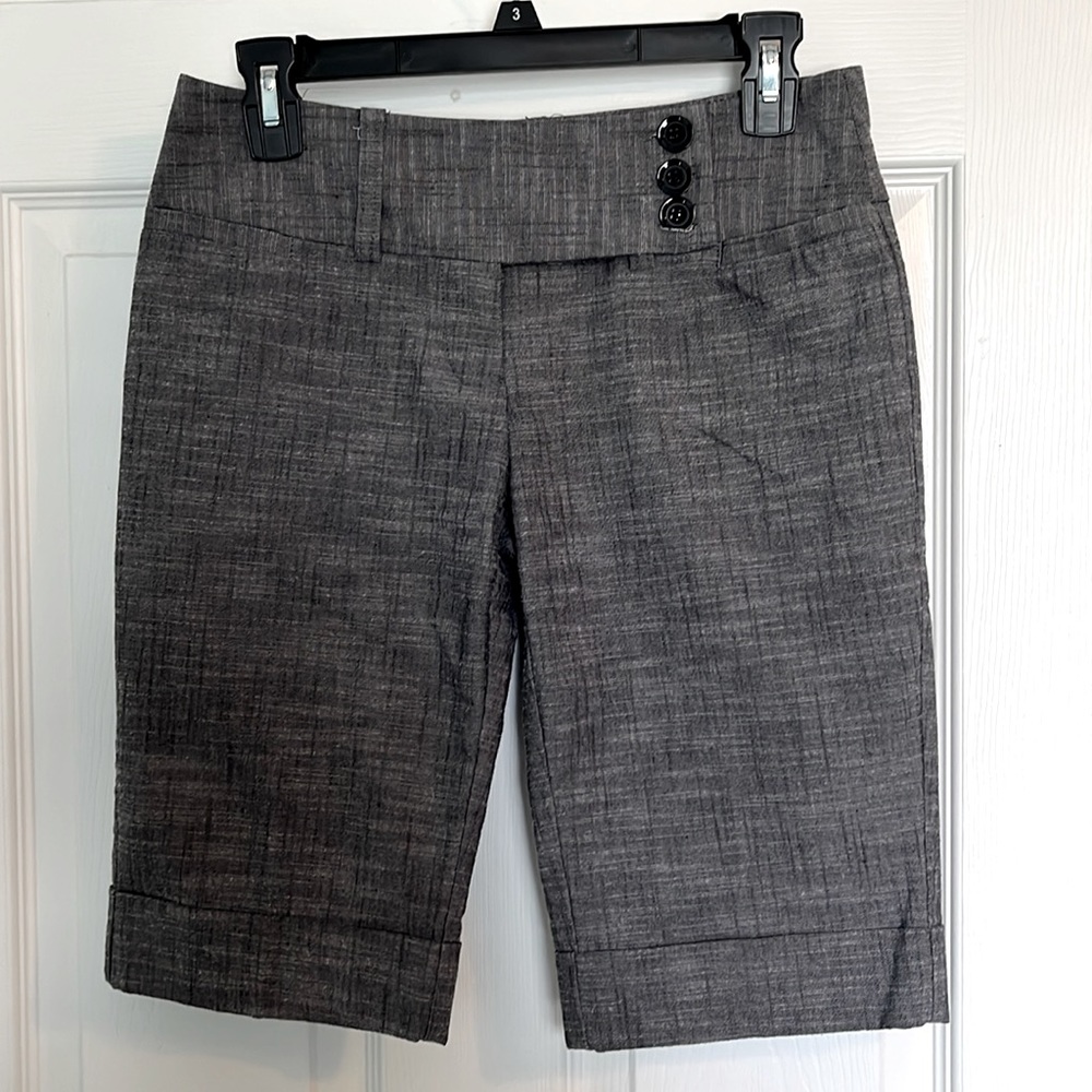 Tracy Evans Gray Bermuda Shorts
